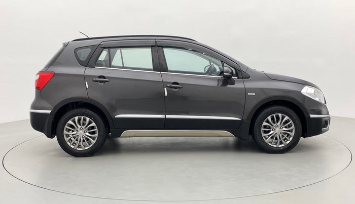 2017 Maruti S Cross ZETA 1.3, Diesel, Manual, 43,830 km, Right Side