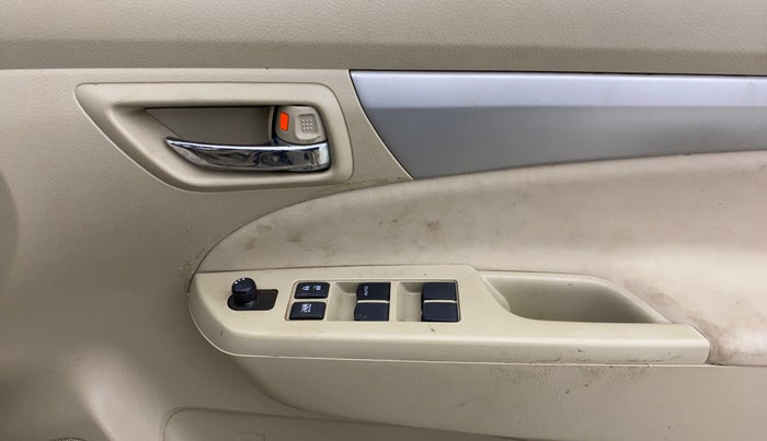 2014 Maruti Ertiga VXI, Petrol, Manual, 40,670 km, Driver Side Door Panels Control