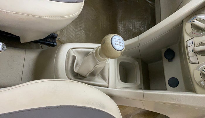 2014 Maruti Ertiga VXI, Petrol, Manual, 40,670 km, Gear Lever