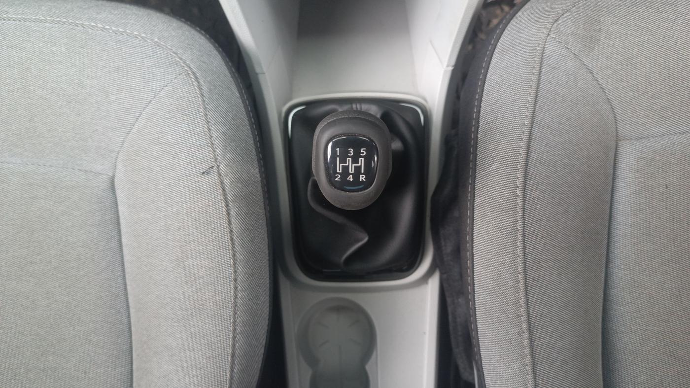2025 Tata Tiago XZ iCNG, CNG, Manual, 8,611 km, Gear Lever