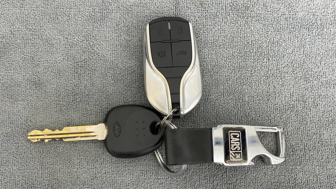 2020 Hyundai NEW SANTRO ERA EXECUTIVE, Petrol, Manual, 39,729 km, Key Close Up