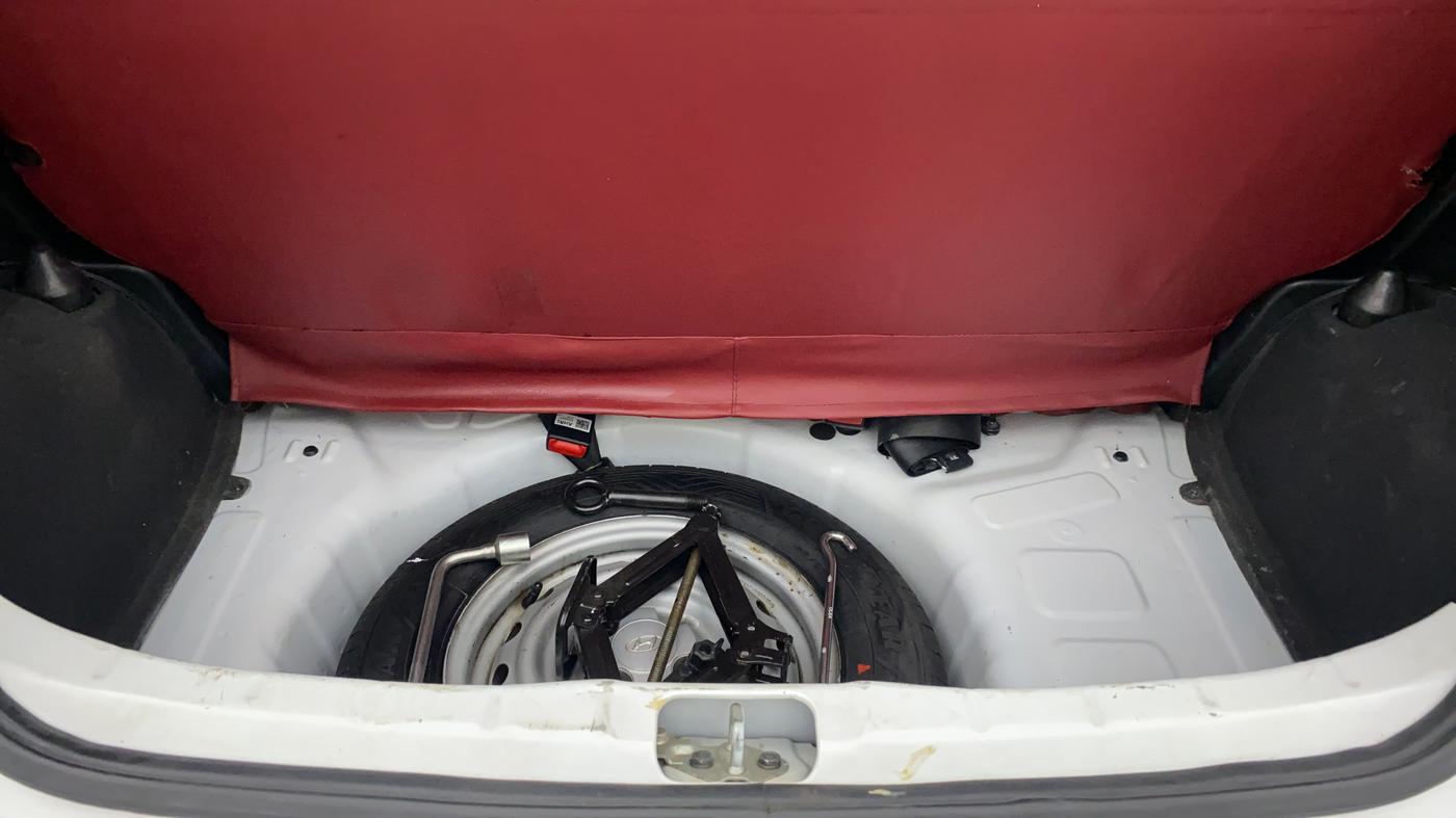 2020 Hyundai NEW SANTRO ERA EXECUTIVE, Petrol, Manual, 39,729 km, Boot Inside