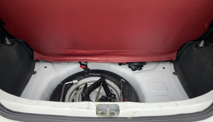 2020 Hyundai NEW SANTRO ERA EXECUTIVE, Petrol, Manual, 39,729 km, Boot Inside