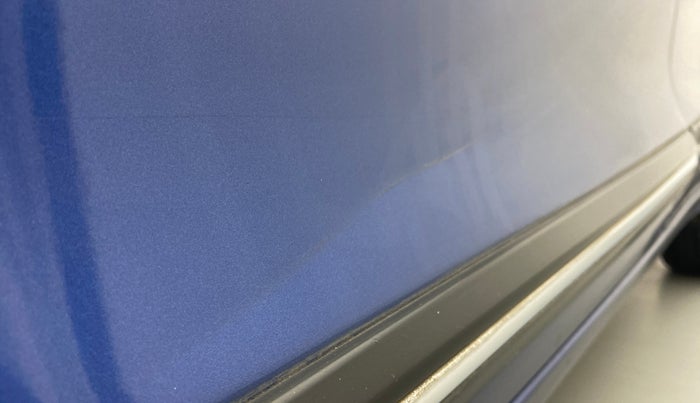 2016 Maruti Baleno ZETA PETROL 1.2, Petrol, Manual, 36,750 km, Front passenger door - Minor scratches