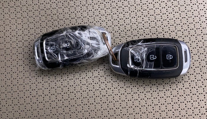 2019 Hyundai Verna 1.6 VTVT SX (O) AT, Petrol, Automatic, 48,723 km, Key Close Up