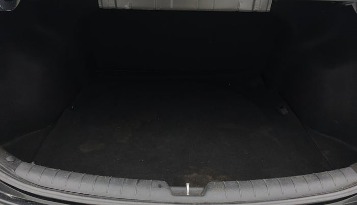 2019 Hyundai Verna 1.6 VTVT SX (O) AT, Petrol, Automatic, 48,723 km, Boot Inside