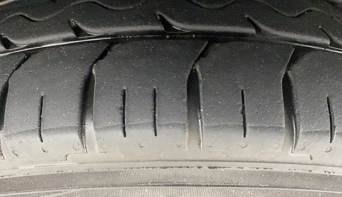 2019 Hyundai Verna 1.6 VTVT SX (O) AT, Petrol, Automatic, 48,723 km, Left Front Tyre Tread