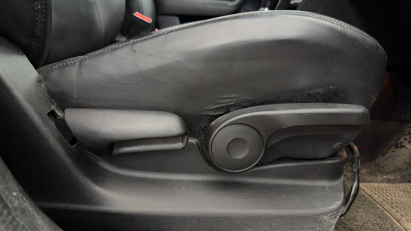 2022 Maruti Vitara Brezza ZXI PLUS, Petrol, Manual, 72,075 km, Driver Side Adjustment Panel