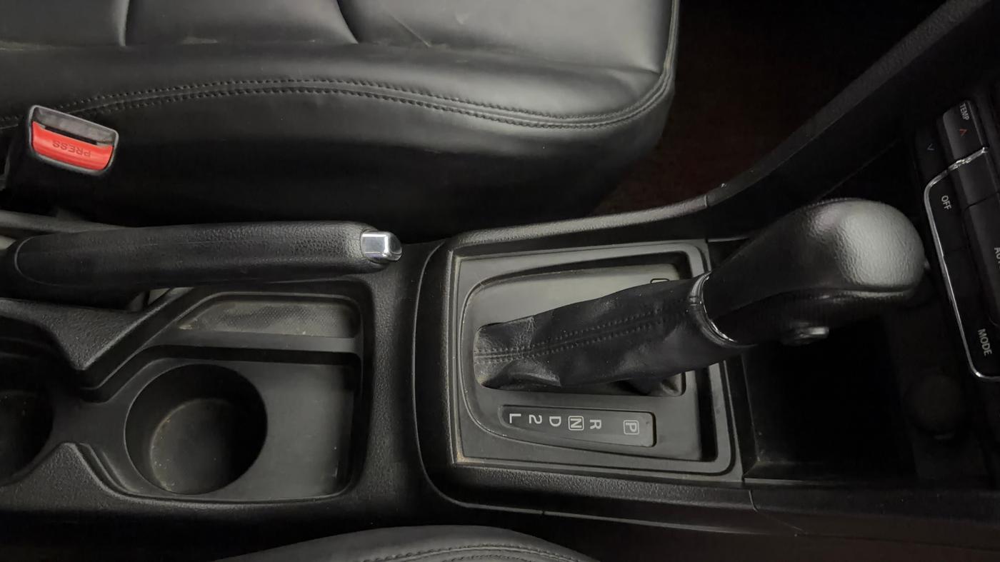2022 Maruti Vitara Brezza ZXI PLUS, Petrol, Manual, 72,075 km, Gear Lever