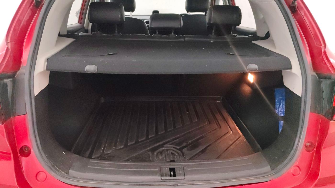 2022 MG ASTOR SHARP 1.5 MT, Petrol, Manual, 26,351 km, Boot Inside