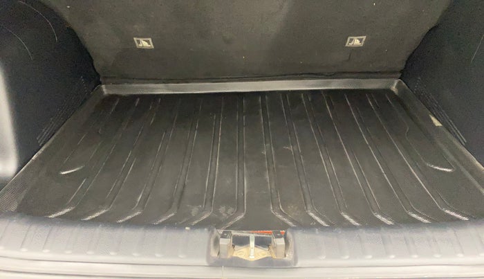 2022 KIA SONET GTX PLUS 1.0 IMT, Petrol, Manual, 10,753 km, Boot Inside