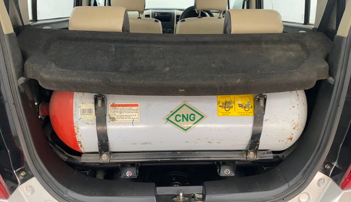 2015 Maruti Wagon R 1.0 LXI CNG, CNG, Manual, 95,668 km, Boot Inside