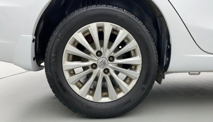 2015 Maruti Ciaz ZDI, Diesel, Manual, 56,026 km, Right Rear Wheel