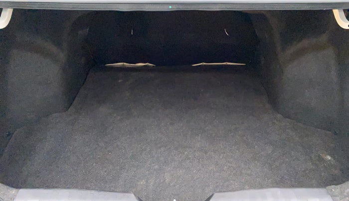 2015 Maruti Ciaz ZDI, Diesel, Manual, 56,026 km, Boot Inside