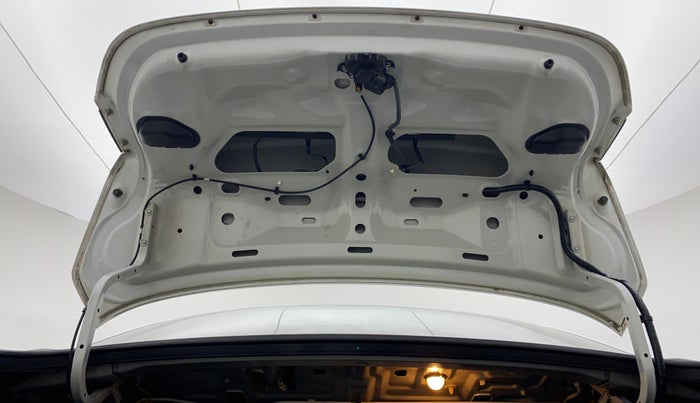 2015 Maruti Ciaz ZDI, Diesel, Manual, 56,026 km, Boot Door Open