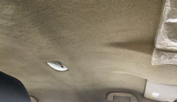 2016 Honda Jazz 1.2L I-VTEC V, Petrol, Manual, 1,22,231 km, Ceiling - Roof lining is minor torn