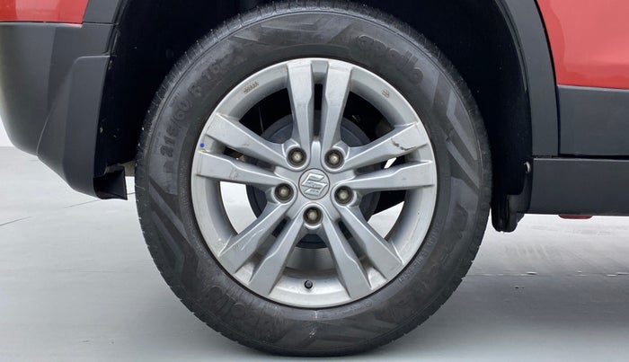 2016 Maruti Vitara Brezza ZDI PLUS DUAL TONE, Diesel, Manual, 55,228 km, Right Rear Wheel