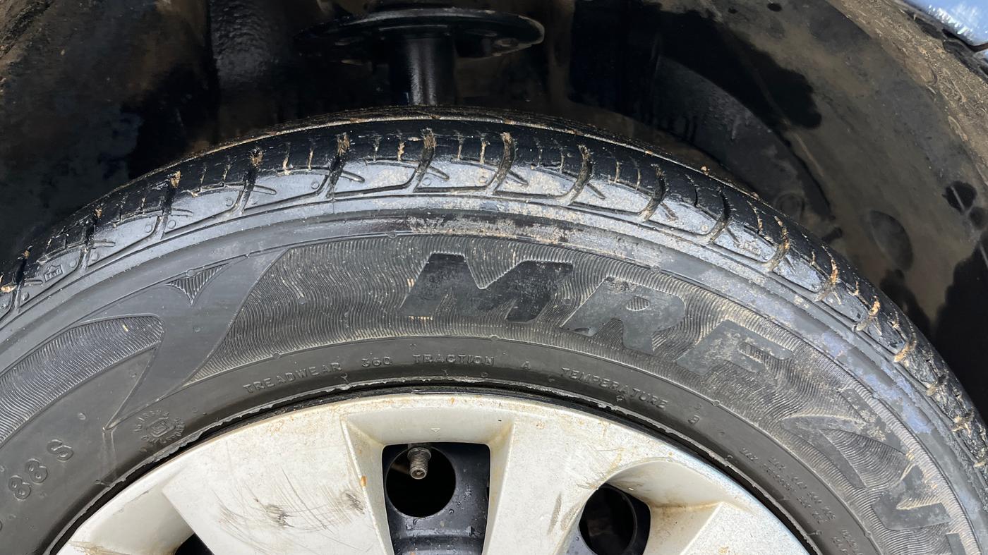 2018 Maruti Baleno DELTA PETROL 1.2, Petrol, Manual, 38,933 km, Right Front Tyre Tread