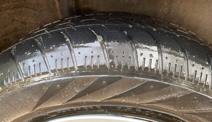 2021 Honda Amaze 1.2L I-VTEC S, Petrol, Manual, 19,610 km, Right Rear Tyre Tread