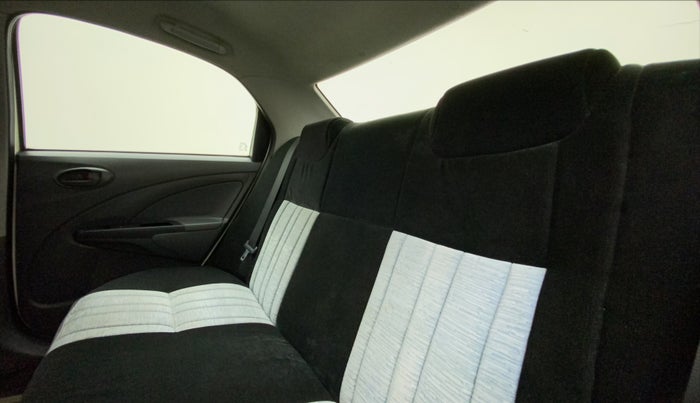 2012 Toyota Etios G, Petrol, Manual, 90,309 km, Right Side Rear Door Cabin
