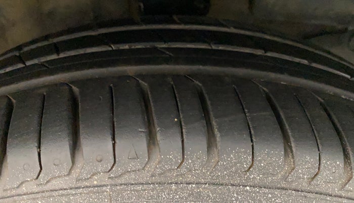 2012 Honda Jazz 1.2L I-VTEC X, Petrol, Manual, 63,326 km, Right Front Tyre Tread