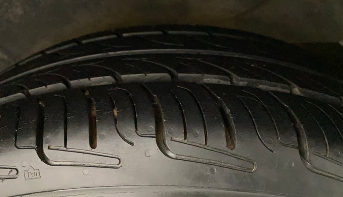 2012 Honda Jazz 1.2L I-VTEC X, Petrol, Manual, 63,326 km, Right Rear Tyre Tread