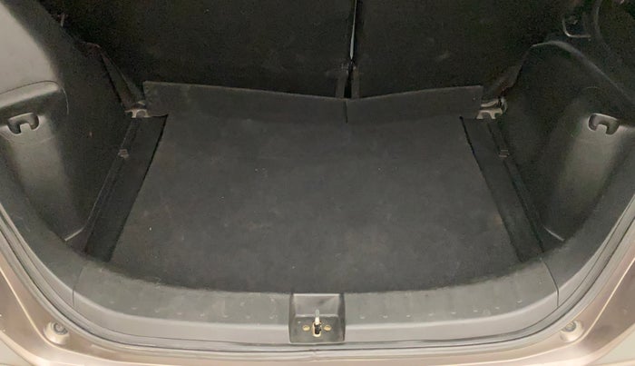 2012 Honda Jazz 1.2L I-VTEC X, Petrol, Manual, 63,326 km, Boot Inside