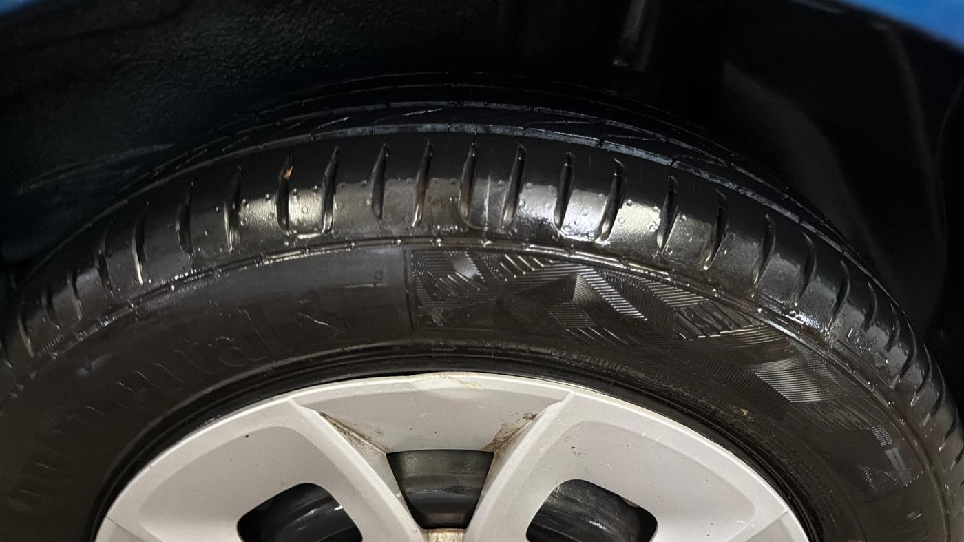 2017 Maruti IGNIS DELTA 1.2, Petrol, Manual, 66,295 km, Left Rear Tyre Tread