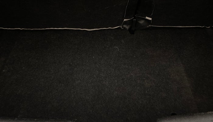 2017 Maruti Swift VXI O, Petrol, Manual, 84,716 km, Boot Inside