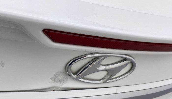 2019 Hyundai Xcent S 1.2, CNG, Manual, 84,966 km, Dicky (Boot door) - Slightly dented