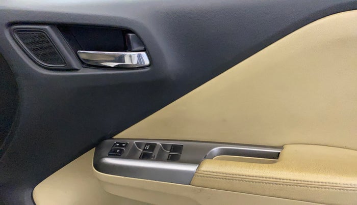 2016 Honda City 1.5L I-VTEC VX CVT, Petrol, Automatic, 54,713 km, Driver Side Door Panels Control