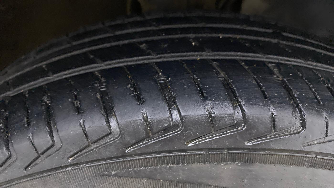 2021 Maruti New Wagon-R LXI CNG 1.0, CNG, Manual, 78,197 km, Right Front Tyre Tread