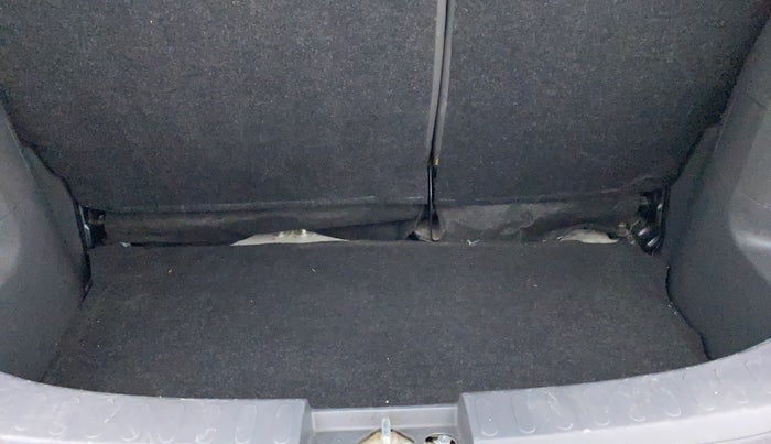 2014 Maruti Ritz LXI, Petrol, Manual, 58,205 km, Boot Inside