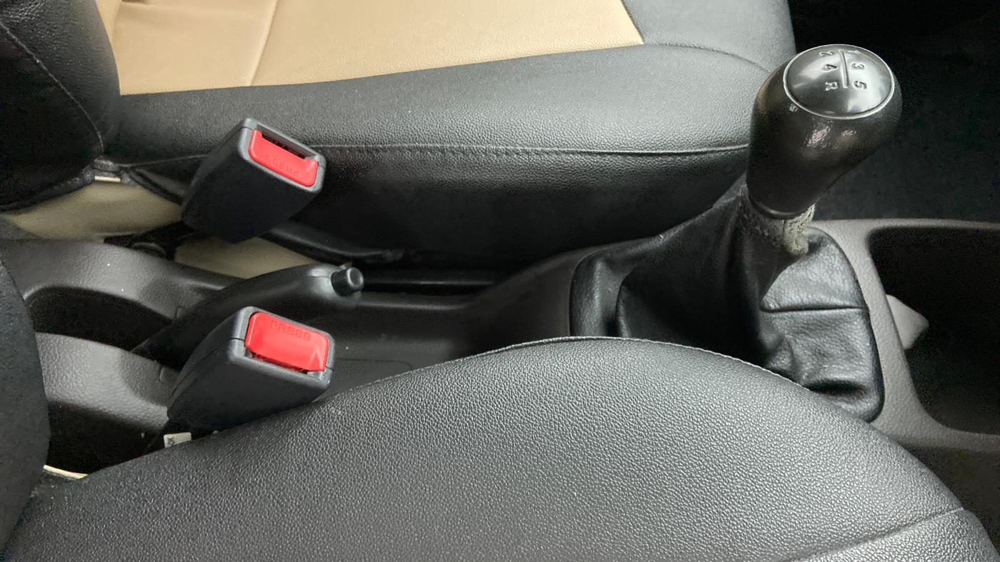 2018 Hyundai Eon MAGNA +, Petrol, Manual, 49,315 km, Gear Lever