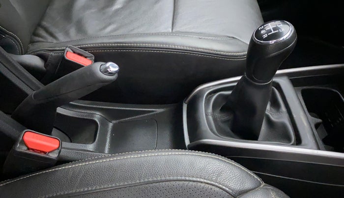 2019 Maruti XL6 ALPHA MT, Petrol, Manual, 16,131 km, Gear Lever