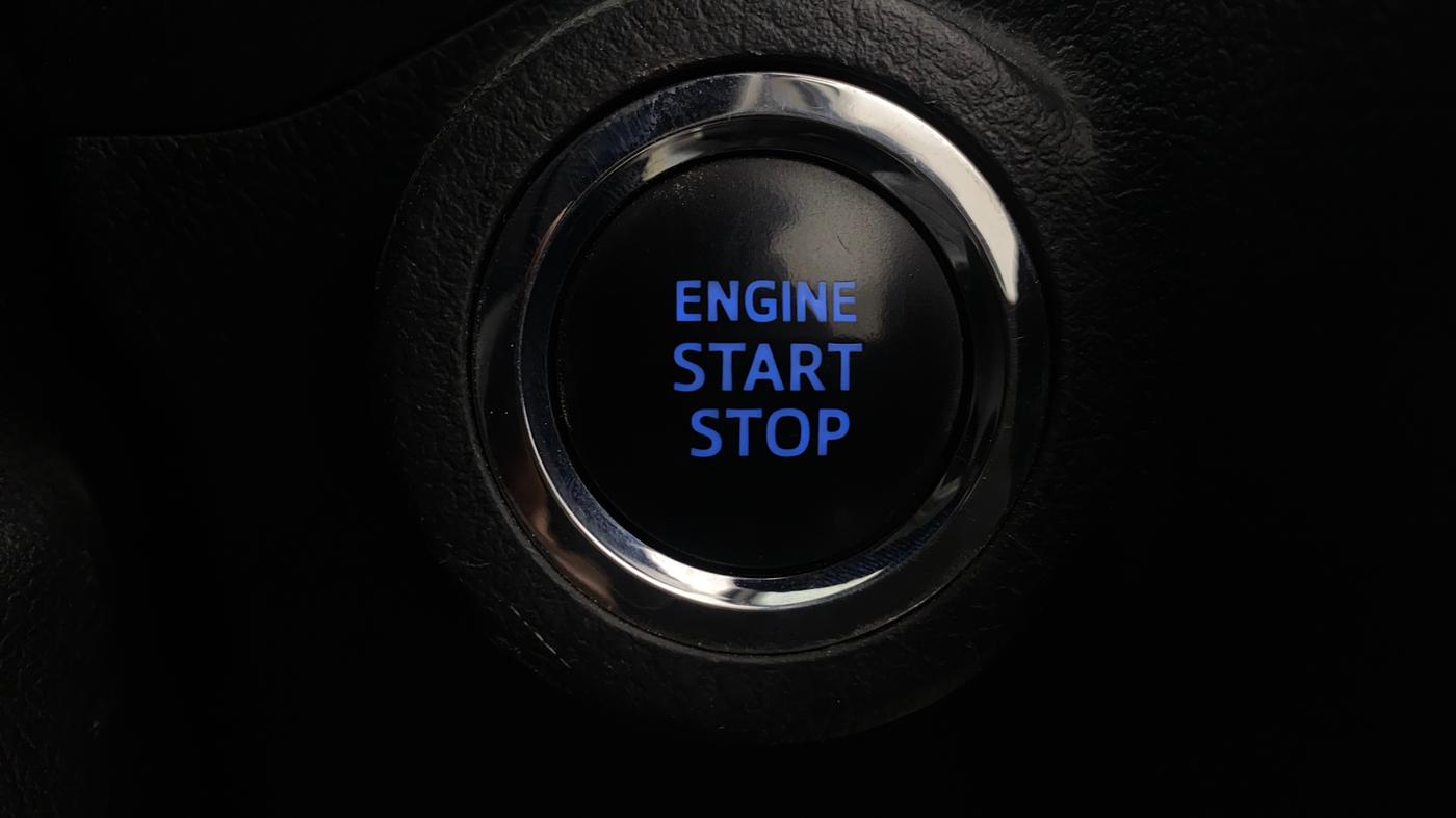 2022 Toyota Innova Crysta 2.7 VX 7 STR, Petrol, Manual, 70,083 km, Keyless Start/ Stop Button