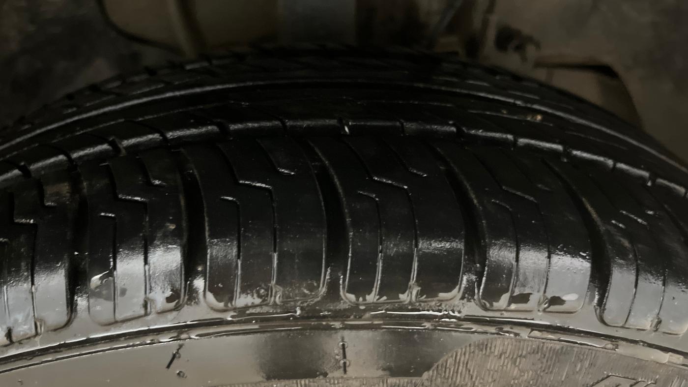 2019 Tata TIAGO NRG PETROL, Petrol, Manual, 69,680 km, Right Front Tyre Tread