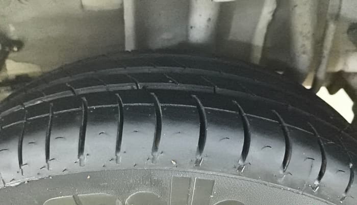 2022 Tata Tiago XM CNG, CNG, Manual, 65,111 km, Left Rear Tyre Tread