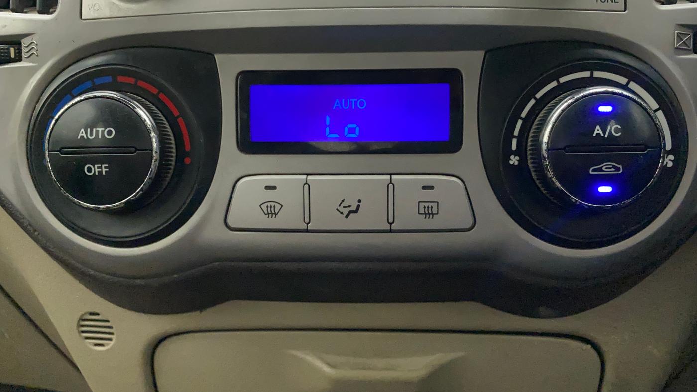 2011 Hyundai i20 MAGNA 1.2, Petrol, Manual, 77,038 km, Automatic Climate Control