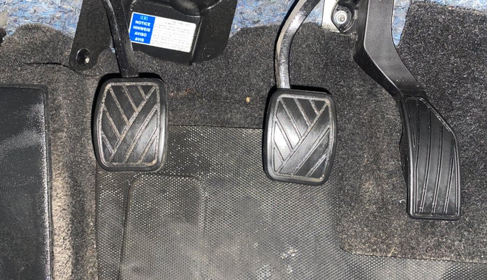 2022 Maruti Vitara Brezza VXI, Petrol, Manual, 42,153 km, Pedals