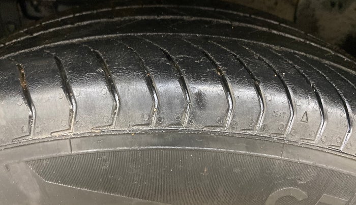 2022 Maruti Vitara Brezza VXI, Petrol, Manual, 42,153 km, Left Front Tyre Tread
