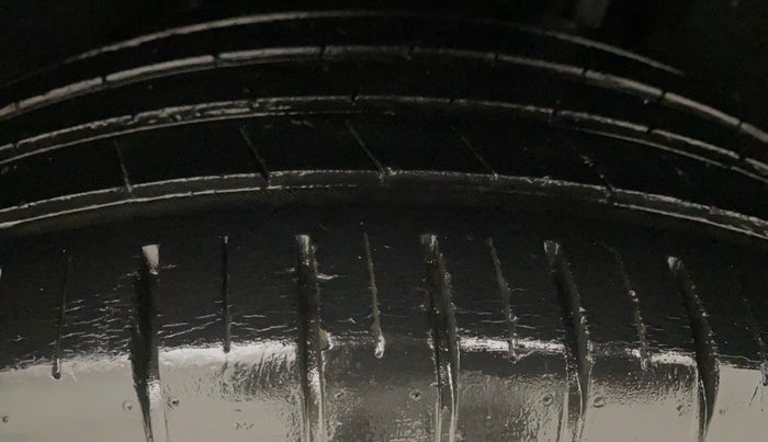 2021 Maruti Baleno ALPHA CVT PETROL 1.2, Petrol, Automatic, 31,958 km, Left Rear Tyre Tread