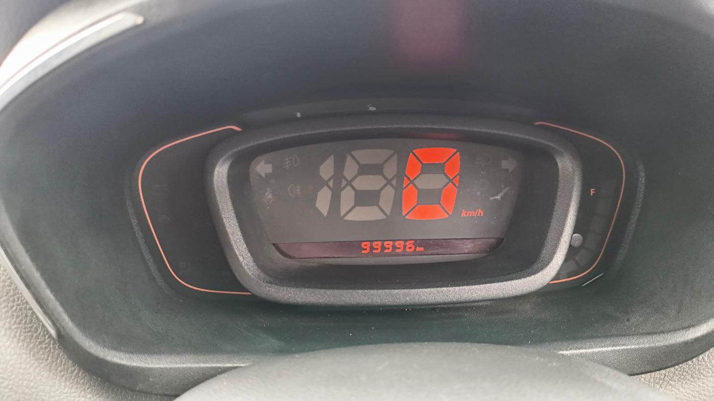 2016 Renault Kwid RXT 0.8, Petrol, Manual, 99,996 km, Odometer Image