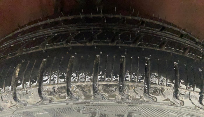 2014 Maruti Alto K10 VXI, Petrol, Manual, 37,332 km, Right Front Tyre Tread