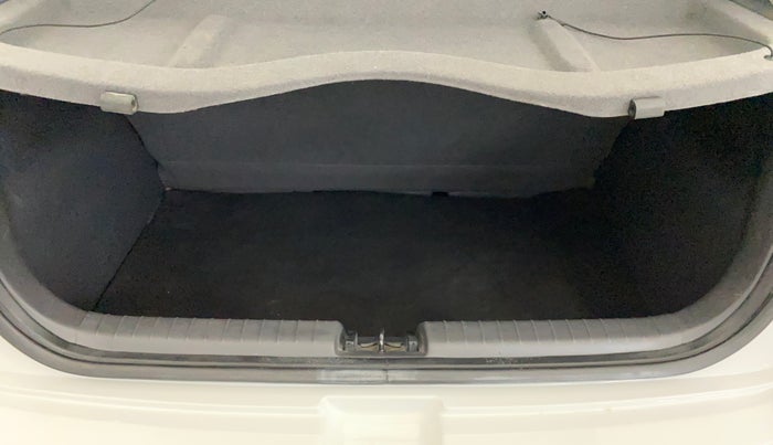 2020 Hyundai GRAND I10 NIOS SPORTZ AMT 1.2 KAPPA VTVT, Petrol, Automatic, 52,687 km, Boot Inside