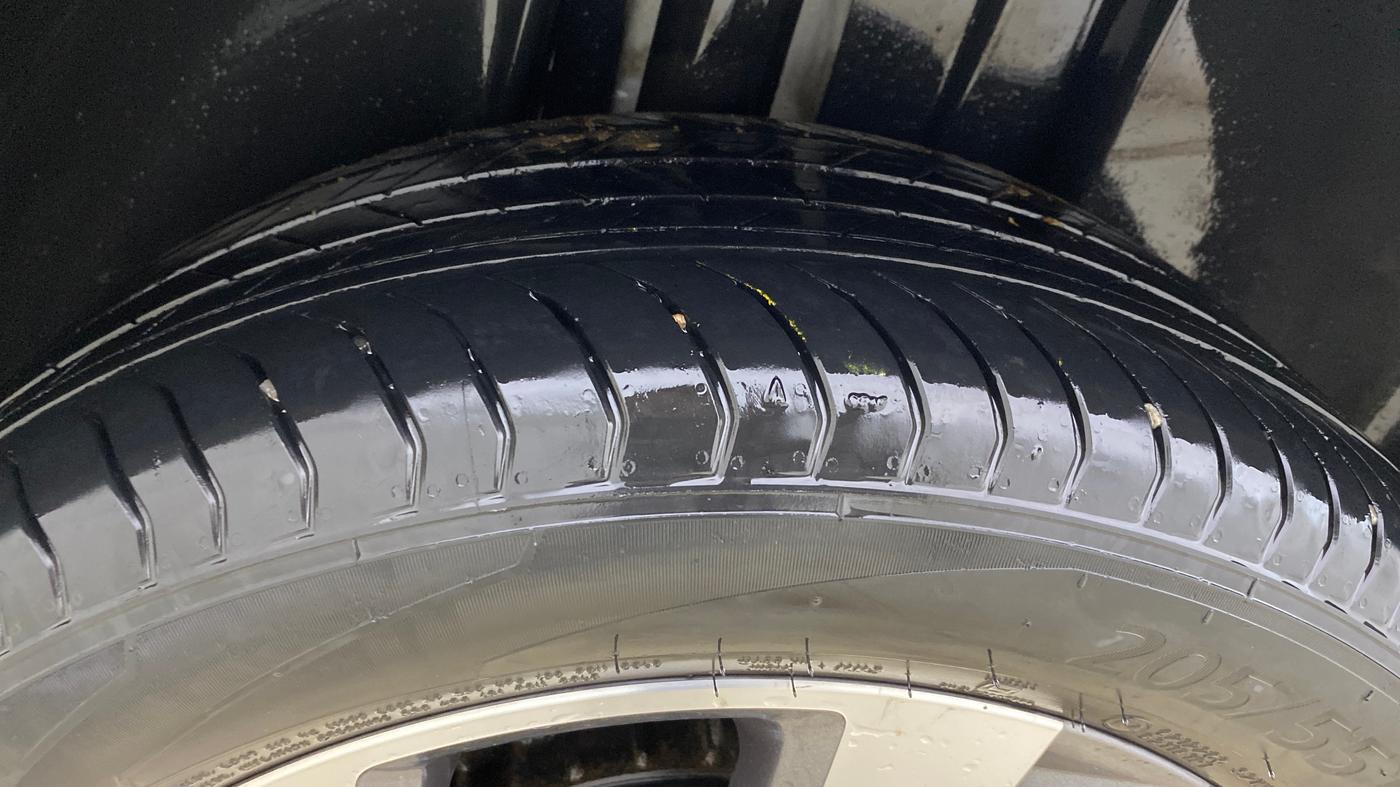 2022 Volkswagen TAIGUN TOPLINE 1.0 TSI AT, Petrol, Automatic, 44,841 km, Right Rear Tyre Tread
