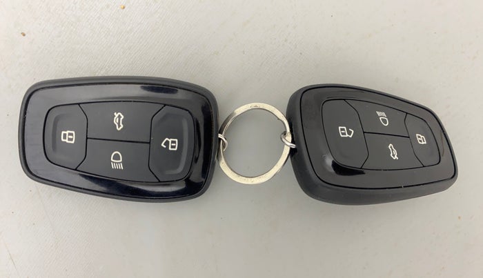2023 Tata NEXON CREATIVE  AMT 1.2 PETROL, Petrol, Automatic, 9,441 km, Key Close Up