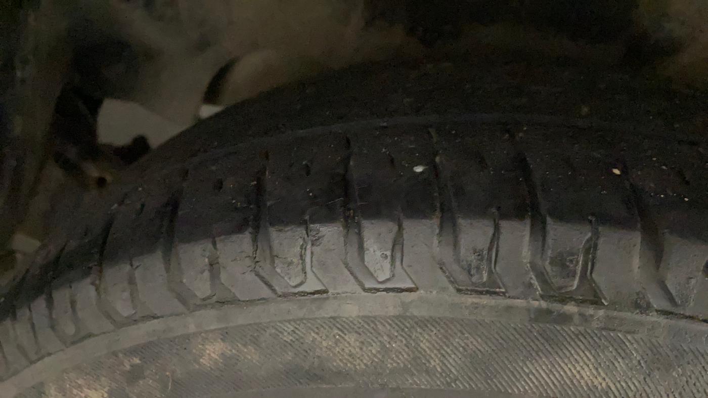 2021 Maruti XL6 ZETA MT, Petrol, Manual, 68,943 km, Left Rear Tyre Tread