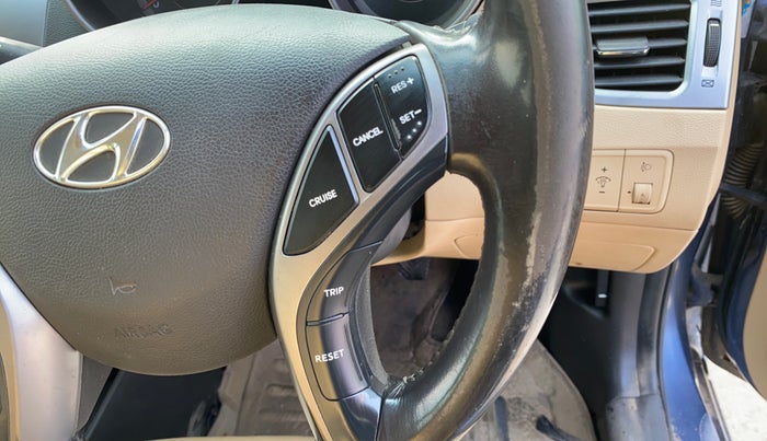 2014 Hyundai New Elantra 1.8 SX MT VTVT, Petrol, Manual, 71,756 km, Adaptive Cruise Control