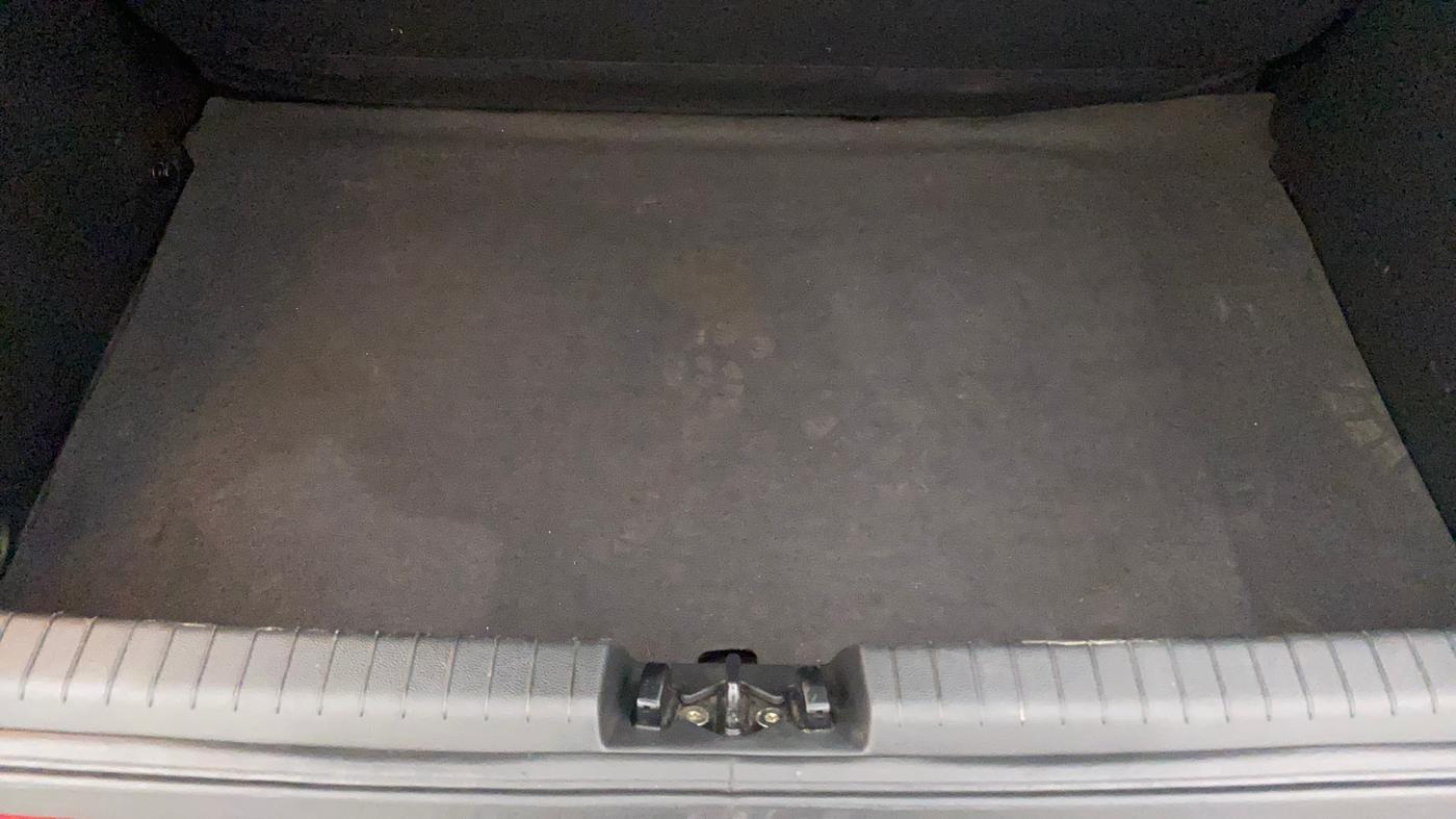2019 Hyundai Elite i20 ASTA 1.2 (O), Petrol, Manual, 35,585 km, Boot Inside